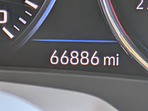 Used 2024 Chevrolet Malibu LT FWD image 17