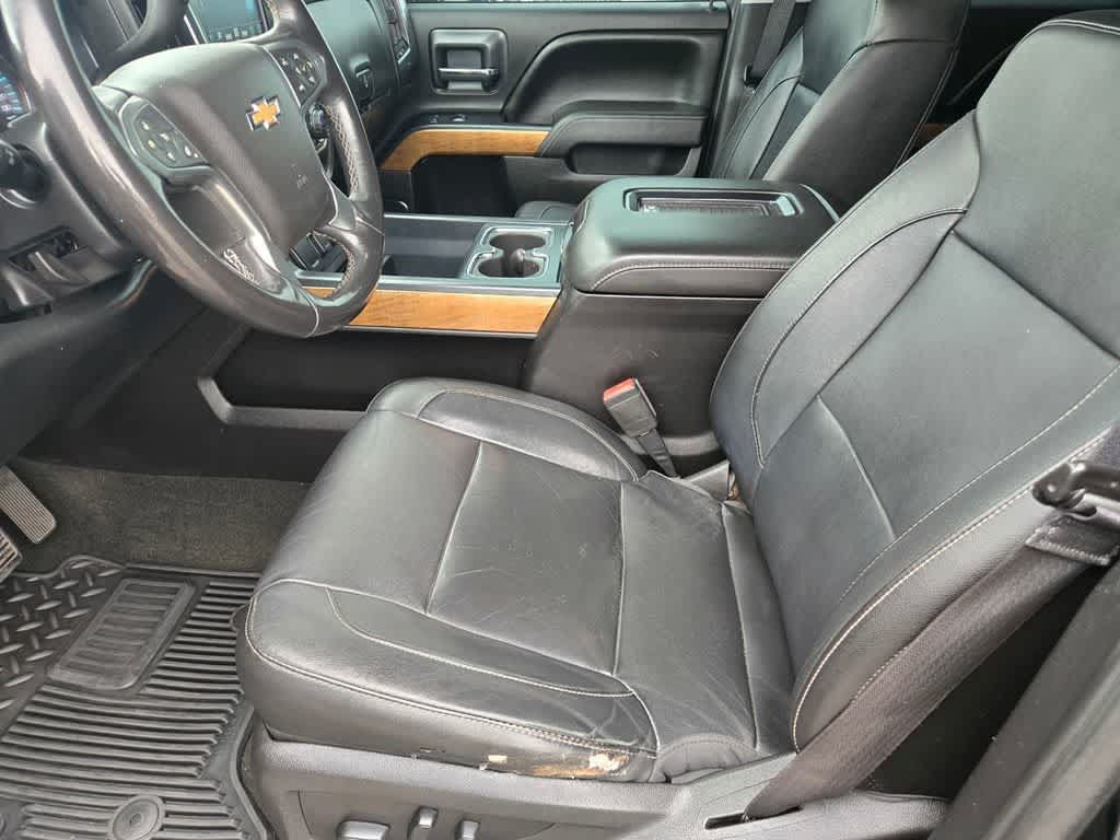 Used 2017 Chevrolet Silverado 2500 LTZ w/ Duramax Plus Package AWD/4WD image 17