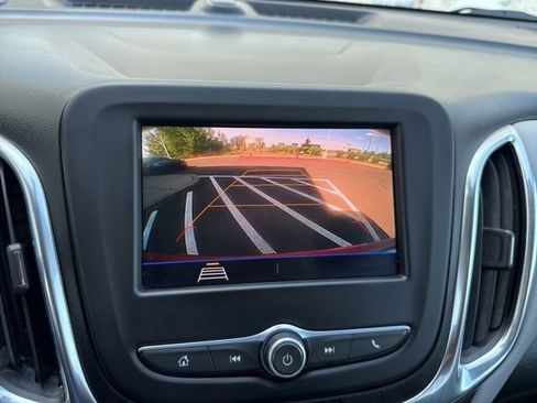 Used 2020 Chevrolet Equinox LS w/ LS Convenience Package AWD/4WD image 33