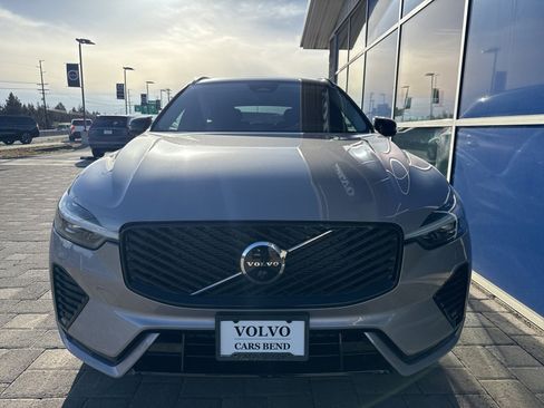 New 2026 Volvo XC60 B5 Plus w/ Protection Package Premier image 2
