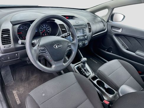 Used 2018 Kia Forte LX w/ LX Rear Camera Package FWD image 7