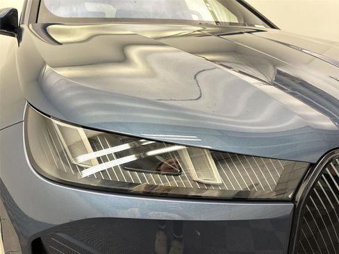 New 2026 BMW iX xDrive45 image 18