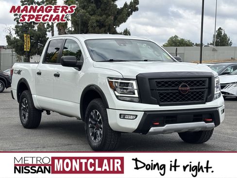 Used 2023 Nissan Titan PRO-4X image 1