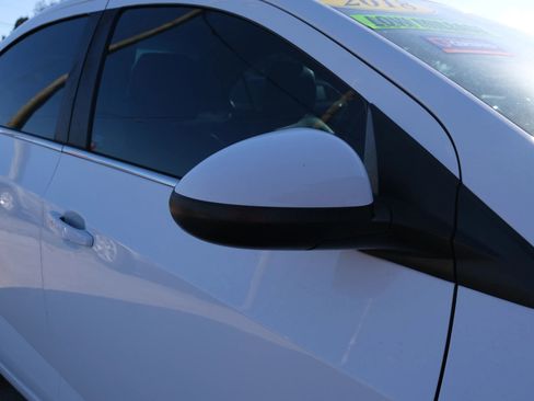 Used 2018 Chevrolet Sonic Premier w/ Driver Confidence Package image 17