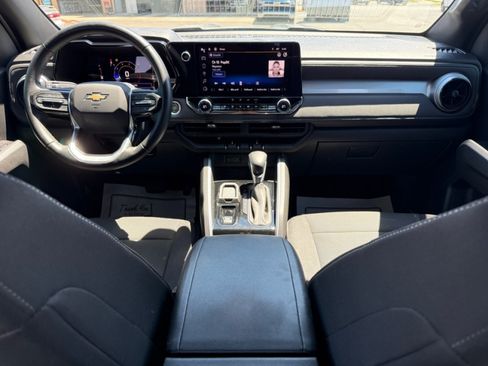Used 2023 Chevrolet Colorado LT w/ LT Convenience Package RWD image 10