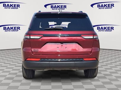 New 2025 Jeep Grand Cherokee Altitude w/ Trailer Tow Package