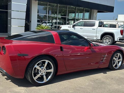 Used 2010 Chevrolet Corvette Coupe w/ Preferred Equipment Group RWD image 7