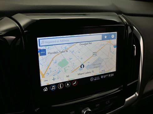 Used 2020 Chevrolet Traverse LT w/ LT Premium Package image 24