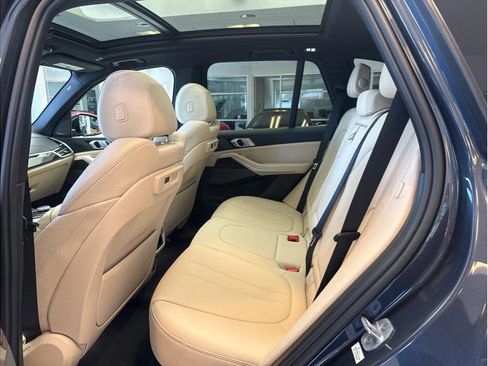 Used 2021 BMW X5 xDrive40i w/ Premium Package AWD/4WD image 25