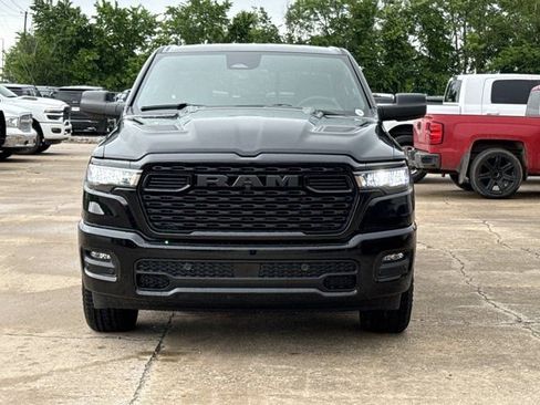 New 2026 RAM 1500 Express AWD/4WD image 11