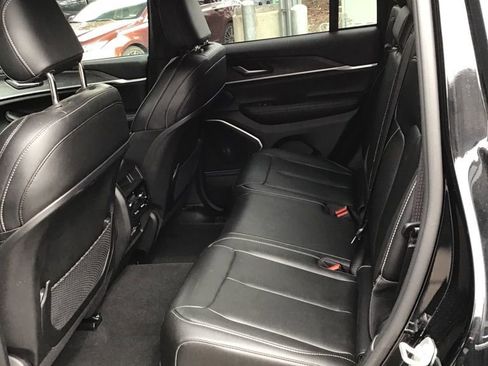 Used 2024 Jeep Grand Cherokee Limited 4xe image 5