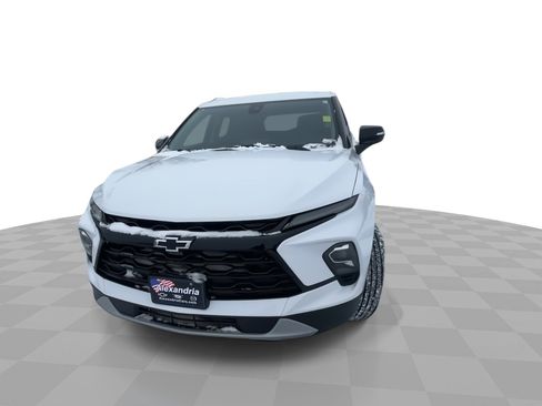 Used 2024 Chevrolet Blazer LT w/ Midnight/Sport Edition image 3