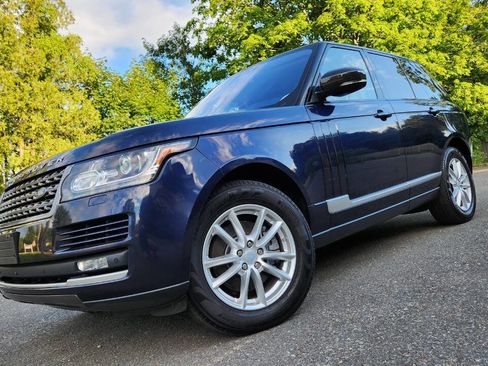 Used 2016 Land Rover Range Rover image 2