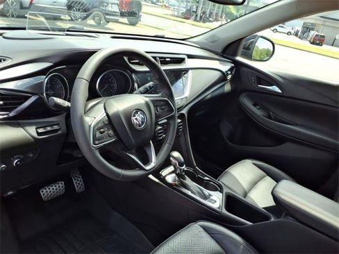 Used 2022 Buick Encore GX Essence w/ Advanced Technology Package image 10