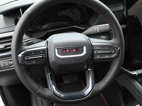 New 2026 GMC Acadia AT4 w/ Luxury Package image 12