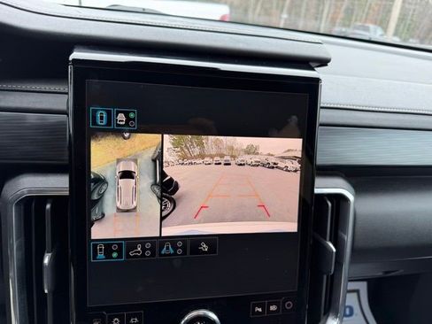 Certified 2025 GMC Acadia Elevation image 24