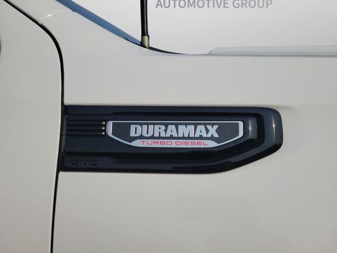 Used 2023 GMC Sierra 1500 Elevation AWD/4WD image 14