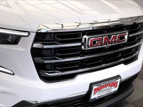 Used 2026 GMC Acadia Elevation w/ LPO, Floor Liner Package AWD/4WD image 30