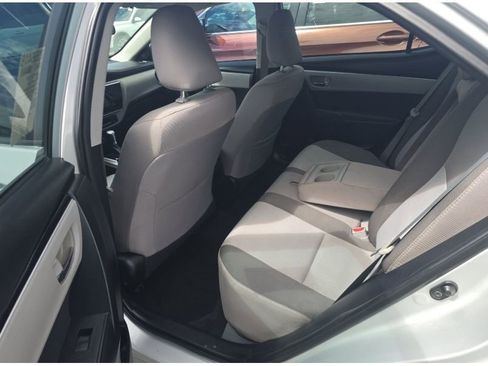 Used 2018 Toyota Corolla LE FWD image 23