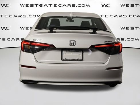 Used 2025 Honda Civic Sport image 4