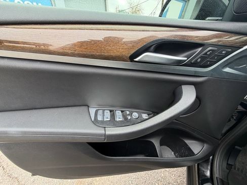Used 2021 BMW X3 xDrive30i w/ Convenience Package image 17