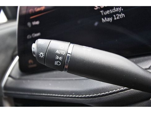 Used 2024 Cadillac XT4 Premium Luxury FWD image 17
