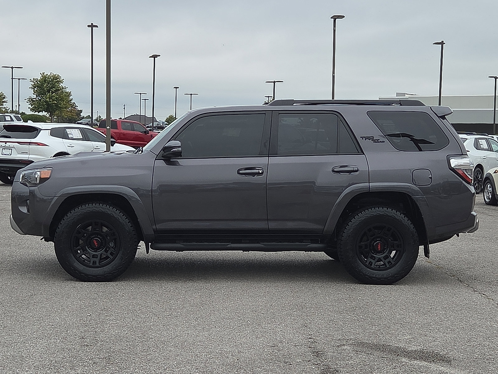 Used 2023 Toyota 4Runner TRD Off-Road Premium w/ Moonroof Package AWD/4WD image 3