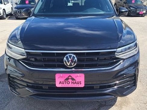 Used 2022 Volkswagen Tiguan SE R-Line AWD/4WD image 23
