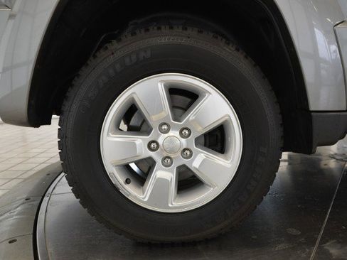 Used 2012 Jeep Liberty Sport image 35