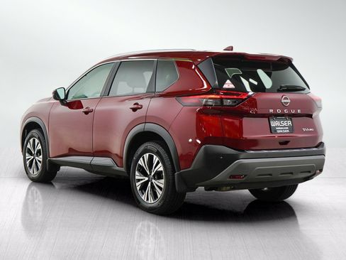Used 2023 Nissan Rogue SV w/ SV Premium Package AWD/4WD image 3