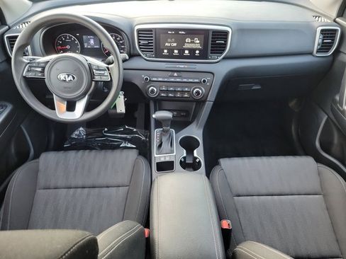 Used 2021 Kia Sportage LX image 12