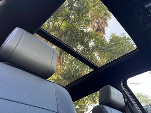 New 2026 Toyota Tundra Platinum AWD/4WD image 17