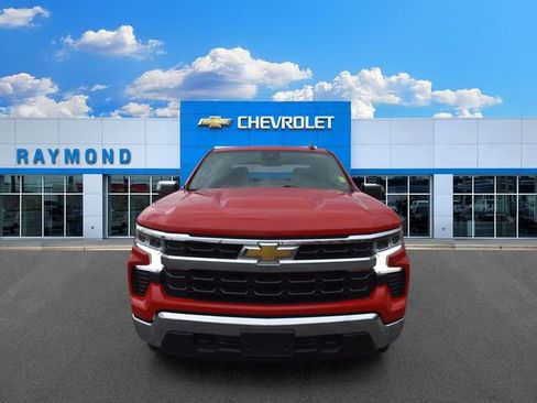 Used 2023 Chevrolet Silverado 1500 LT AWD/4WD image 8