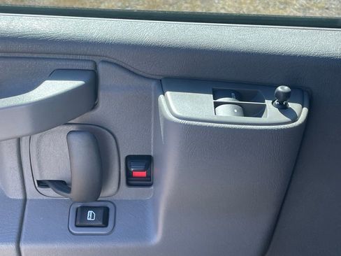 New 2025 GMC Savana 2500 w/ Driver Convenience Package image 17