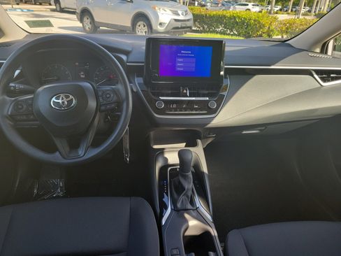 Used 2024 Toyota Corolla LE FWD image 16