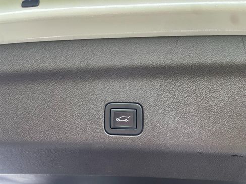 Used 2021 Chevrolet Tahoe LT AWD/4WD image 86