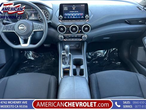 Used 2025 Nissan Sentra SV FWD image 16