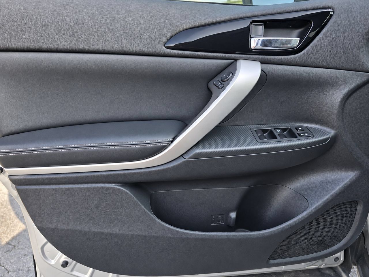 Used 2026 Mitsubishi Eclipse Cross AWD image 12