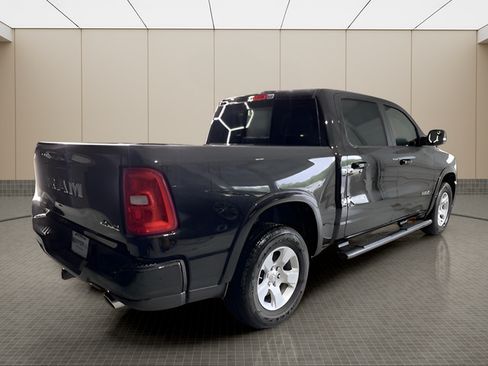 Used 2025 RAM 1500 Big Horn AWD/4WD image 5