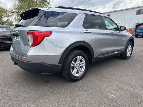 Used 2023 Ford Explorer XLT w/ Class IV Trailer Tow Package AWD/4WD image 4