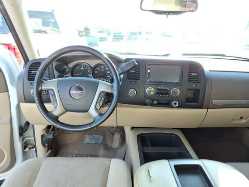 Used 2012 GMC Sierra 1500 SLE w/ Power Tech Package image 9