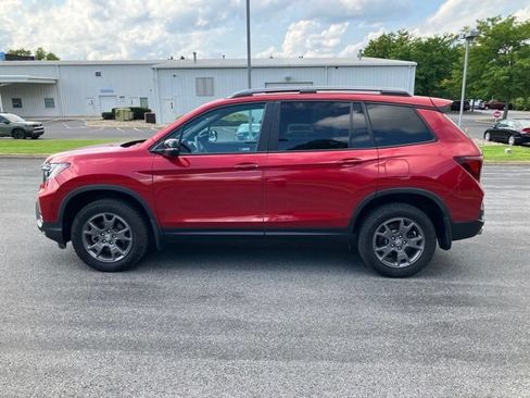 Used 2024 Honda Passport TrailSport image 7