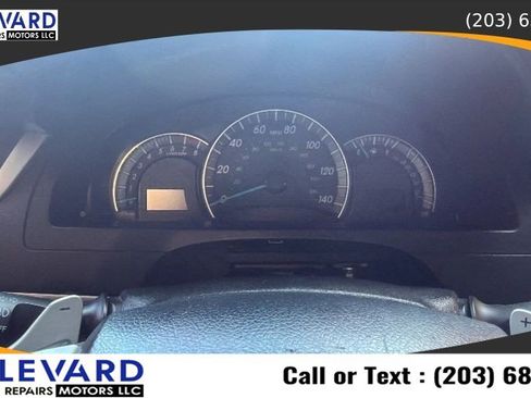 Used 2012 Toyota Camry SE FWD image 14