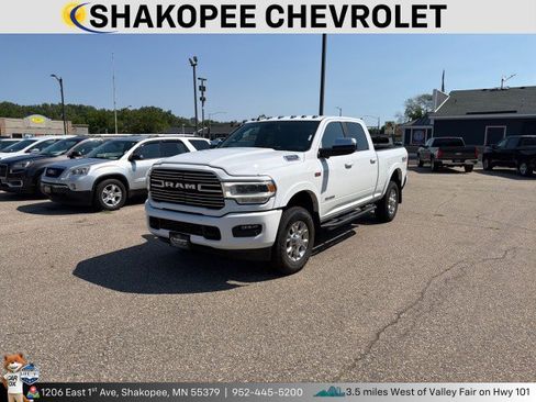 Used 2021 RAM 2500 Laramie AWD/4WD image 1