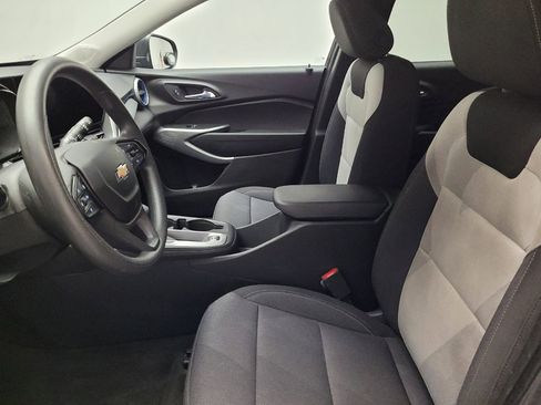 Used 2024 Chevrolet Trax LS FWD image 17
