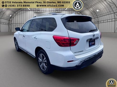Used 2020 Nissan Pathfinder SL AWD/4WD image 5