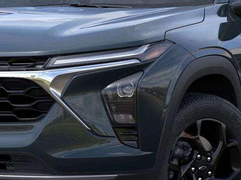 New 2026 Chevrolet Trax LT image 10