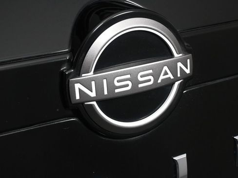 Used 2022 Nissan Pathfinder S FWD image 25