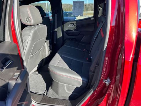 Used 2024 Chevrolet Colorado Z71 w/ Z71 Convenience Package 2 image 38