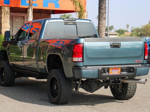 Used 2011 GMC Sierra 2500 Denali image 7